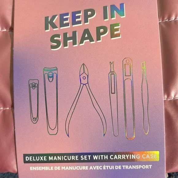 Manicure set with carrying case Anthropologie new - Picture 4 of 5